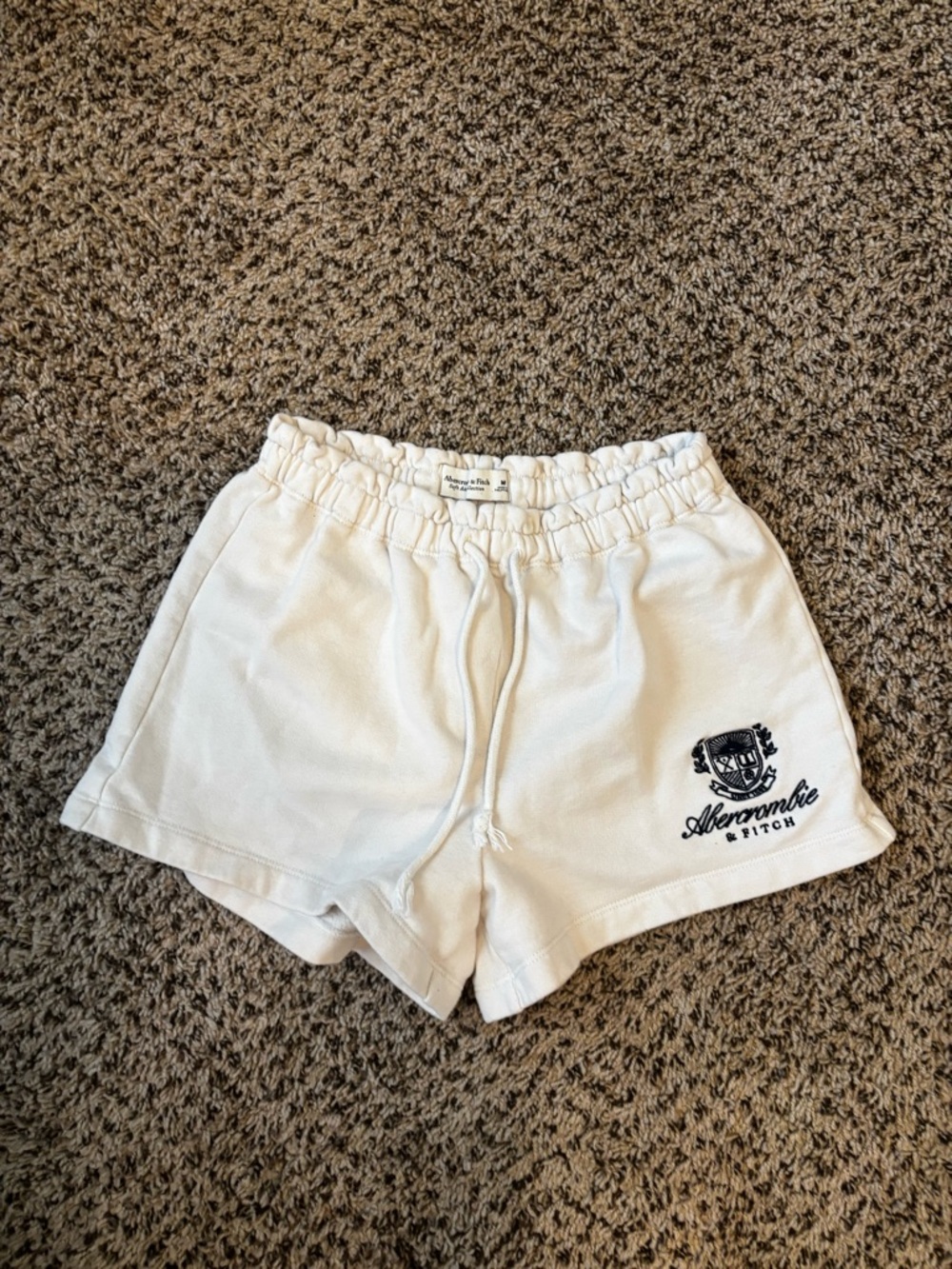 Abercrombie & Fitch Cream Elastic-Waist Logo Athletic Shorts